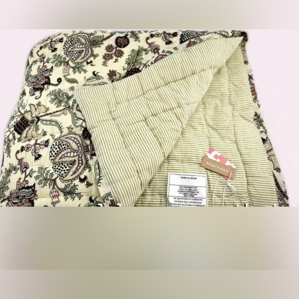 Brand New Roller Rabbit Amanda Queen Size  Quilt Sage